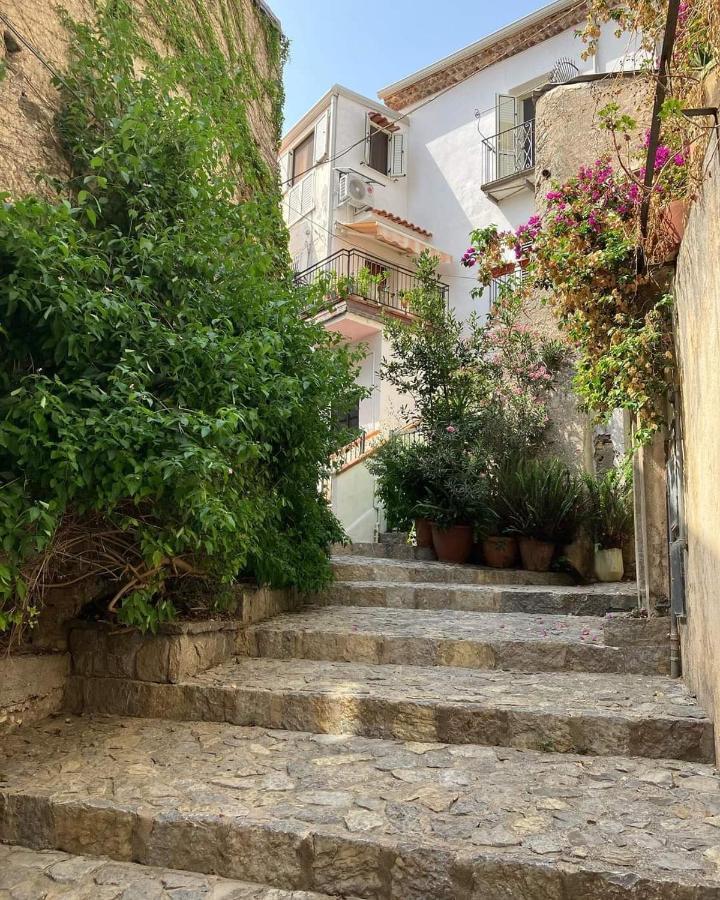 Il Cielo In Una Stanza Scalea Extérieur photo
